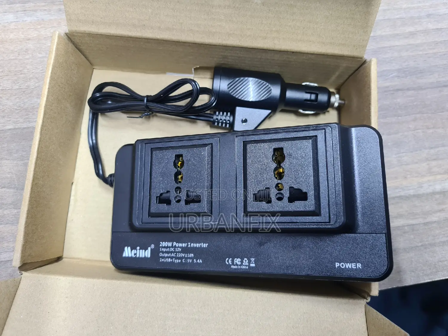 200 Watts Power Inverter With 2 Usb Ports and Type C