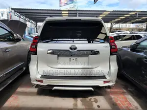 Toyota Land Cruiser Prado 2018 White