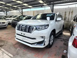 Toyota Land Cruiser Prado 2018 White