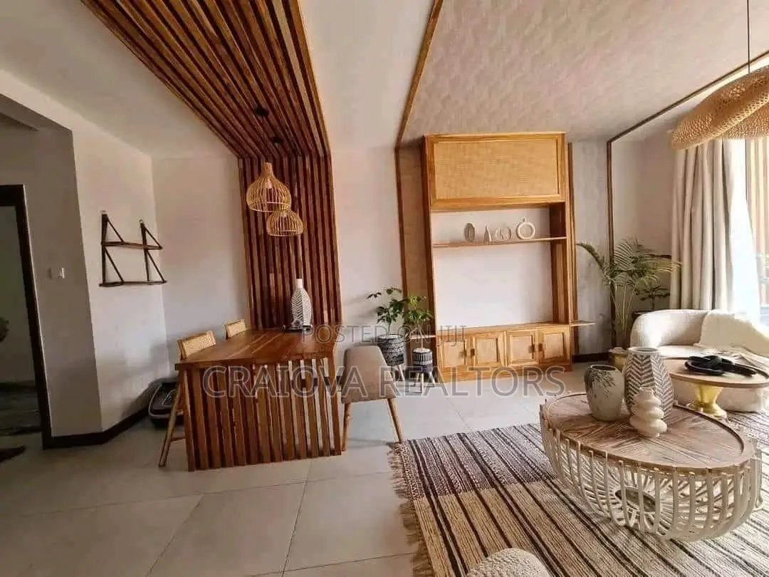 3bdrm Apartment in Gateway Mall Area for sale