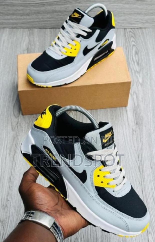 Top Airmax 90 Sneakers - main view