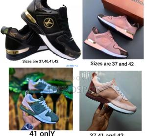 Top LV Sneakers - thumbnail 2