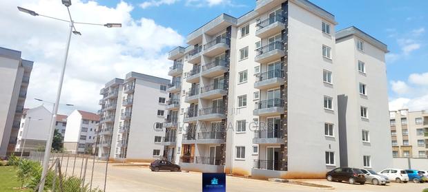 3bdrm Apartment in Gateway Mall Area for sale - thumbnail 4