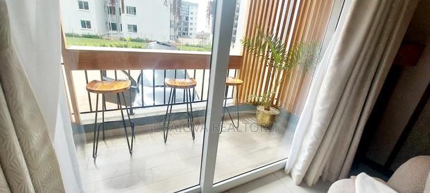 3bdrm Apartment in Gateway Mall Area for sale - thumbnail 8