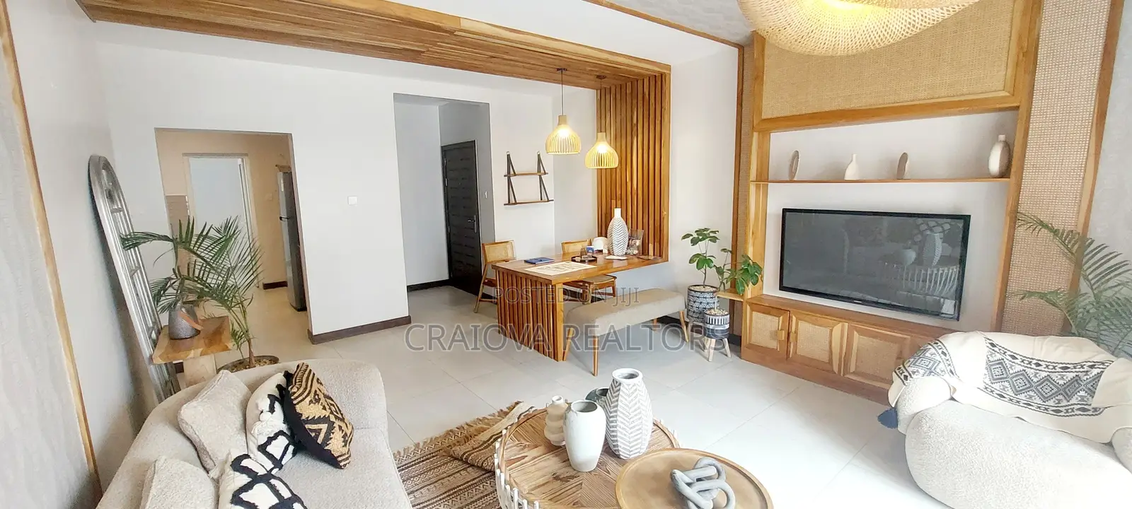 3bdrm Apartment in Gateway Mall Area for sale