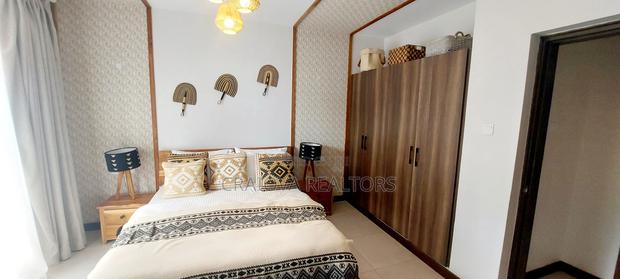 3bdrm Apartment in Gateway Mall Area for sale - thumbnail 14