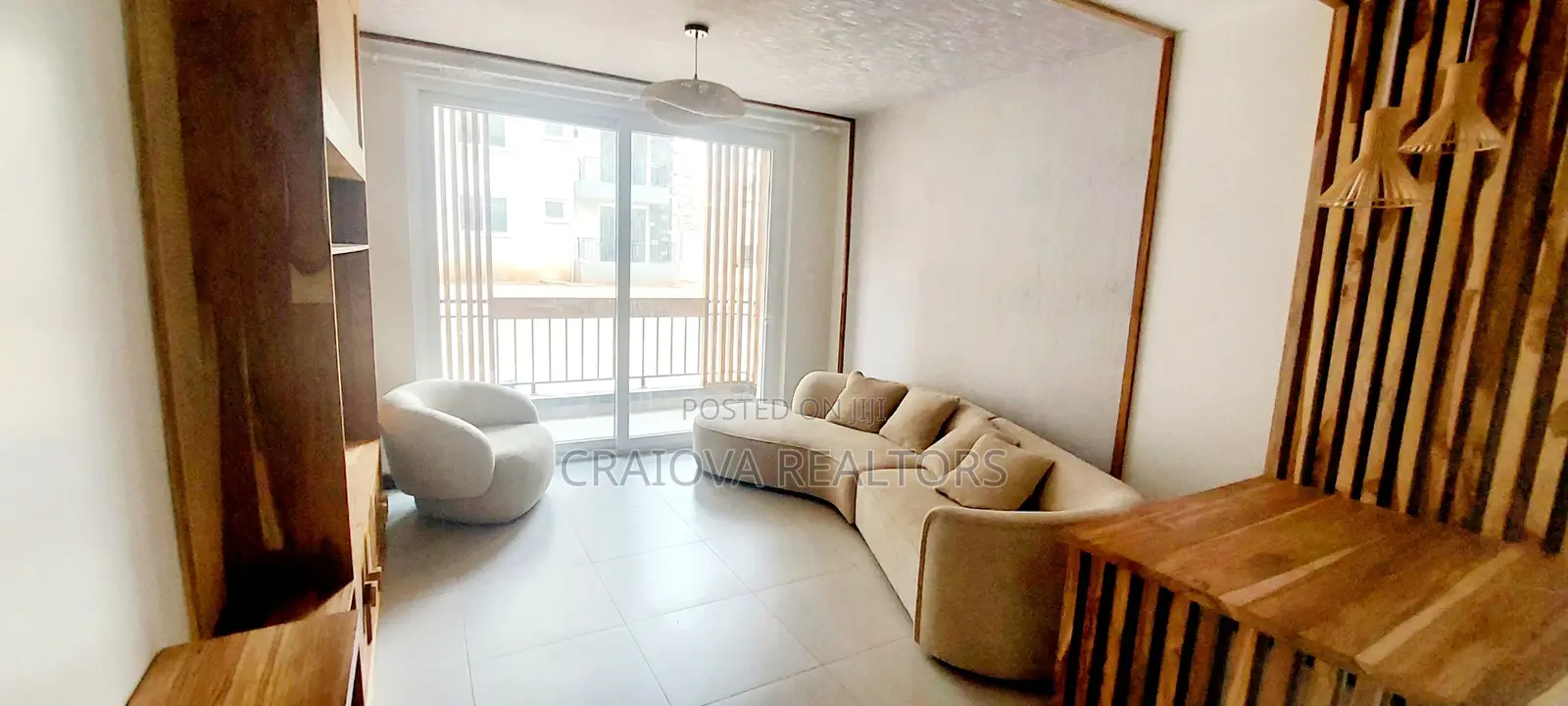 2bdrm Apartment in Gateway Mall Area for sale