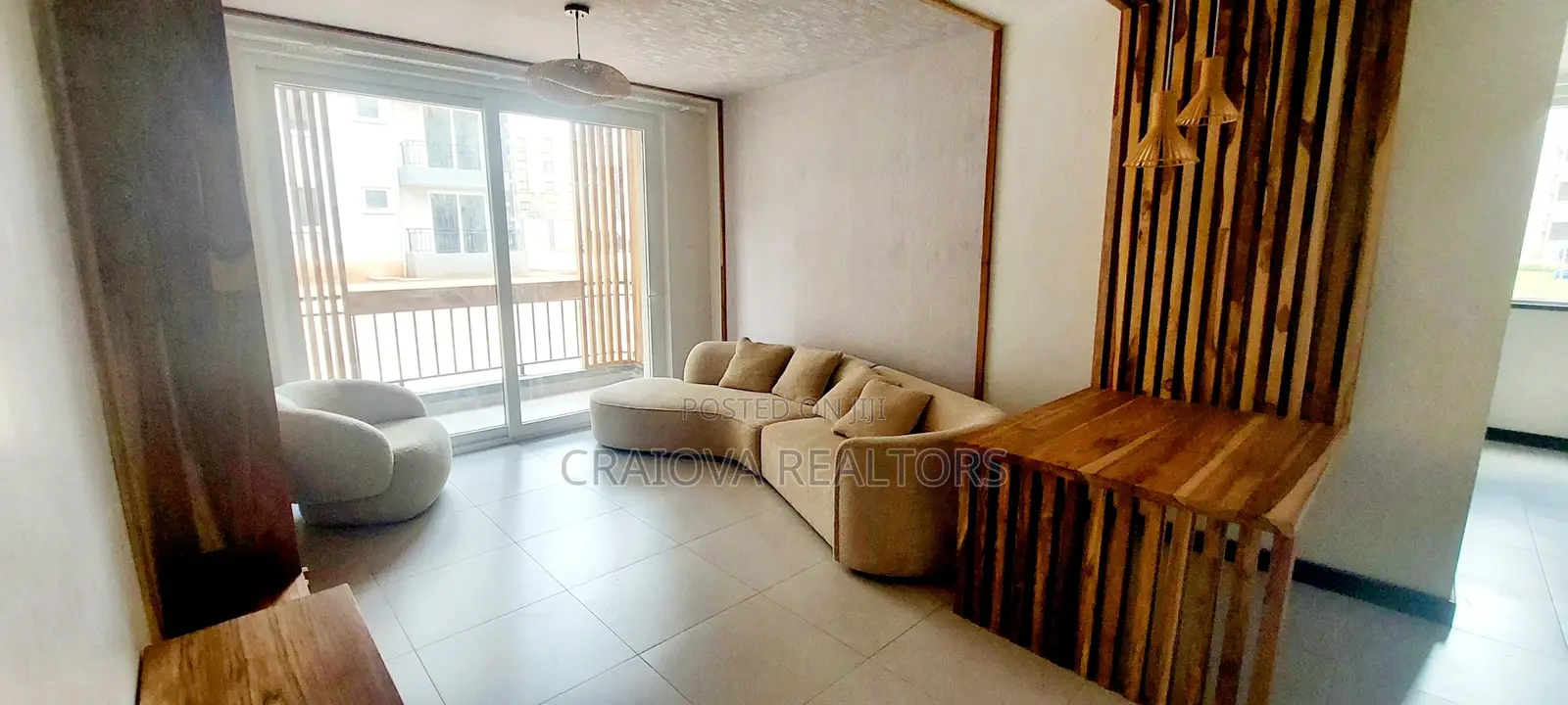 2bdrm Apartment in Gateway Mall Area for sale