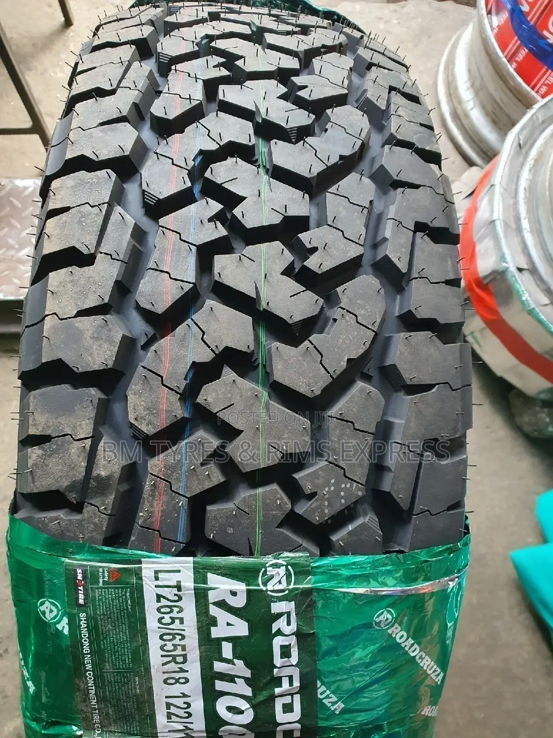 265 /65 R18 ROADCRUZA (With White)