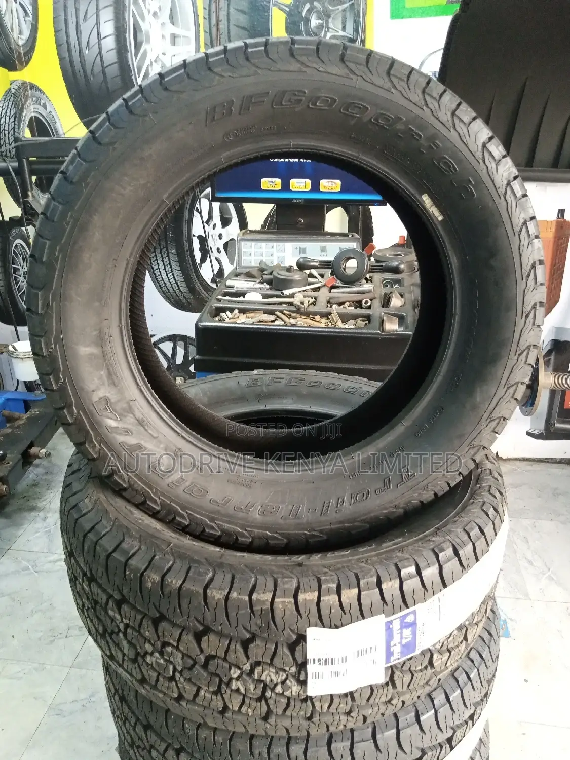 255/55r18 BF Goodrich Trail Terrain Tire
