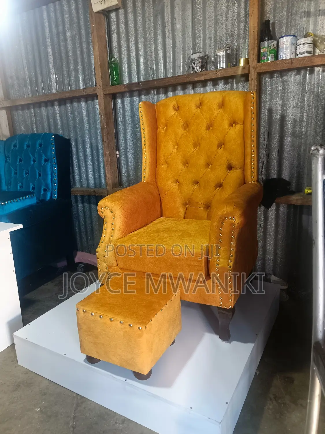 Pedicure Seat, Puff and Pallet 