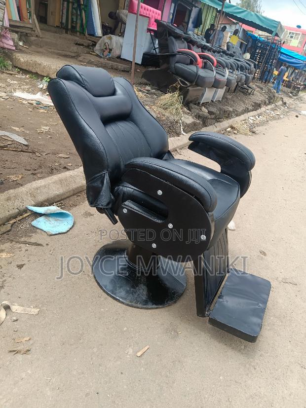 Barber Chair, Black Plain - thumbnail 3