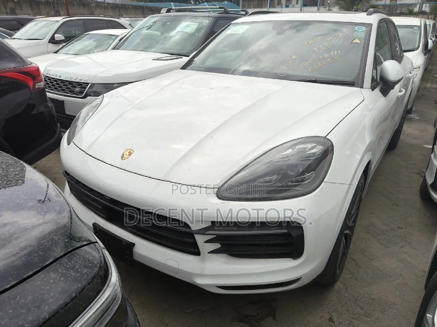 Porsche Cayenne Base AWD 2018 White