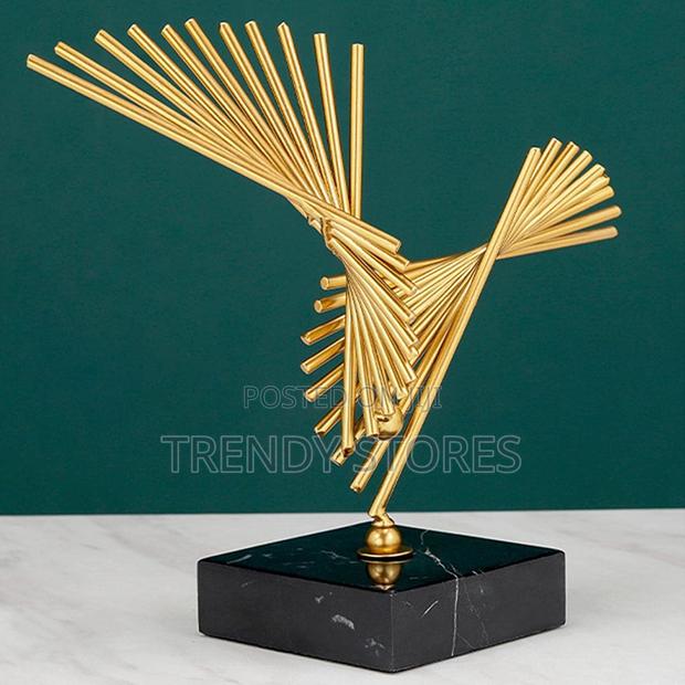 Nordic Style Sculpture - main view