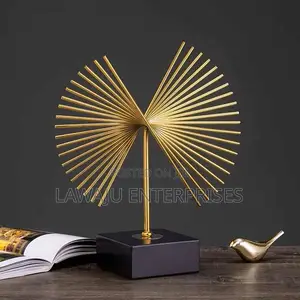 Decorative Abstract Model Statue