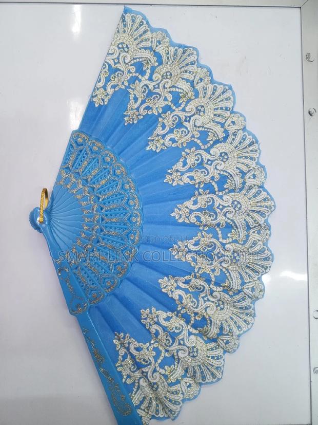 Big Hand Fans - main view
