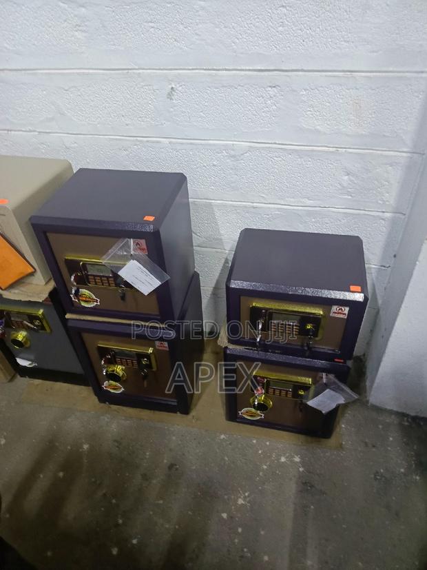 Safes Safes. - main view