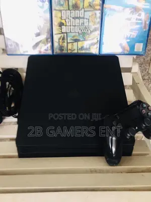 Slim Console Ps4, Gta v , Watchdogs