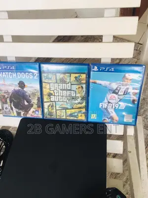 Slim Console Ps4, Gta v , Watchdogs