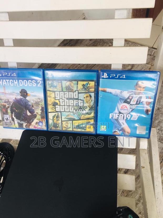 Slim Console Ps4, Gta v , Watchdogs - thumbnail 4