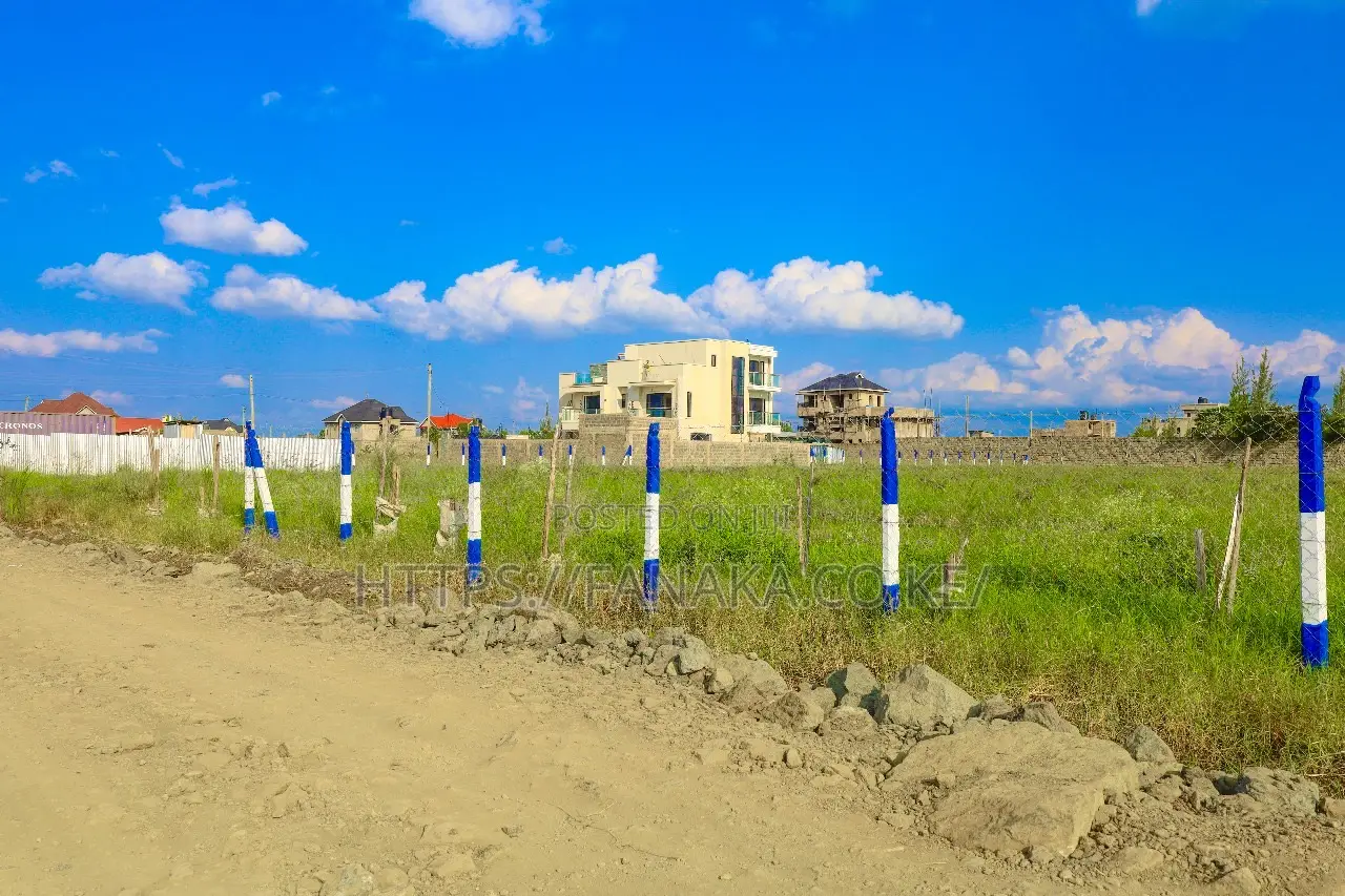 Avenue Court , 1/8th Acre in Kamakis^MW