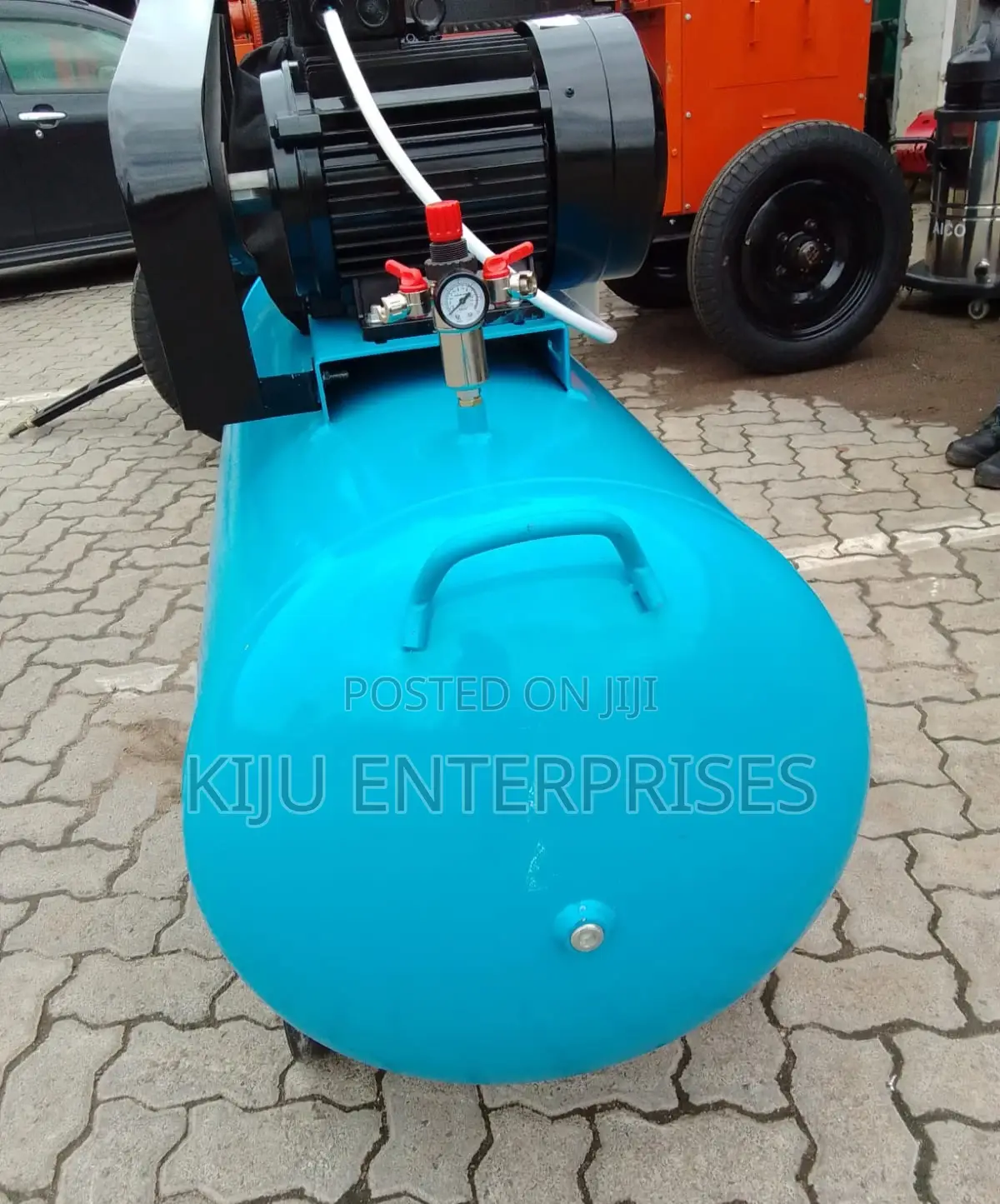 500 Litres Compressor Machines Available