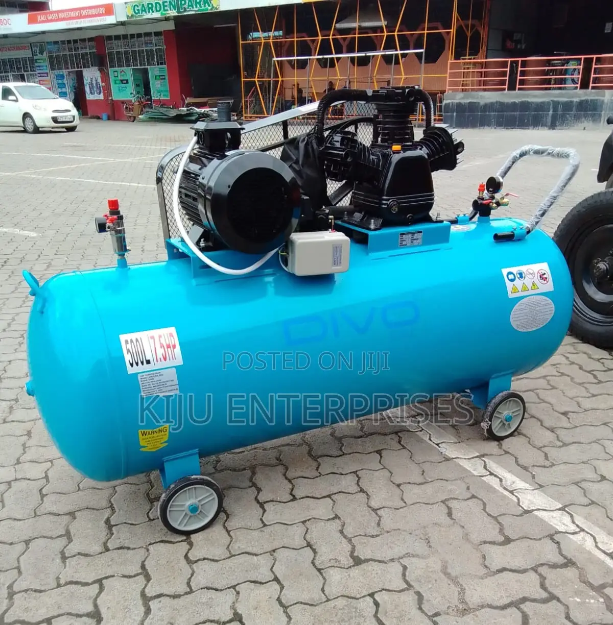 500 Litres Compressor Machines Available
