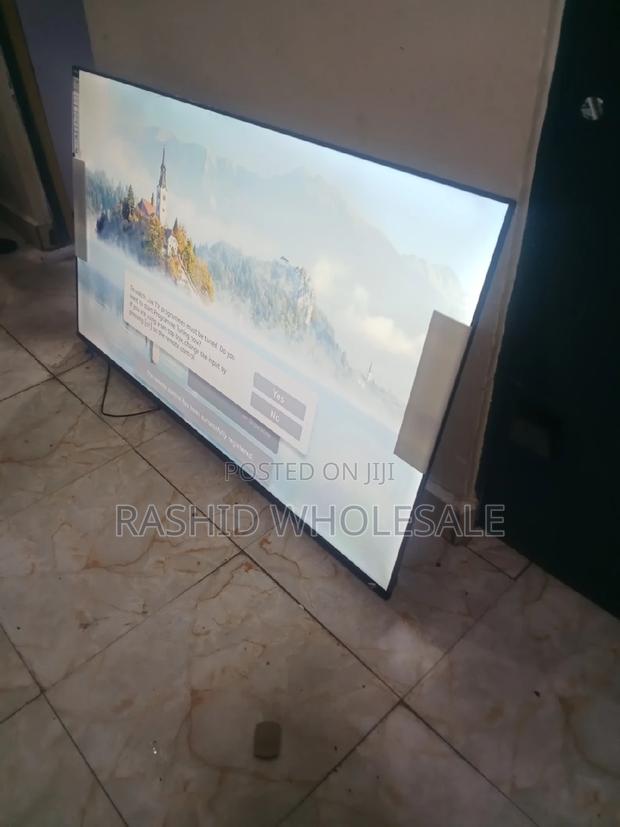 Tv Vitron 65 Inch .