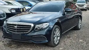 Mercedes-Benz E400 2017 Black