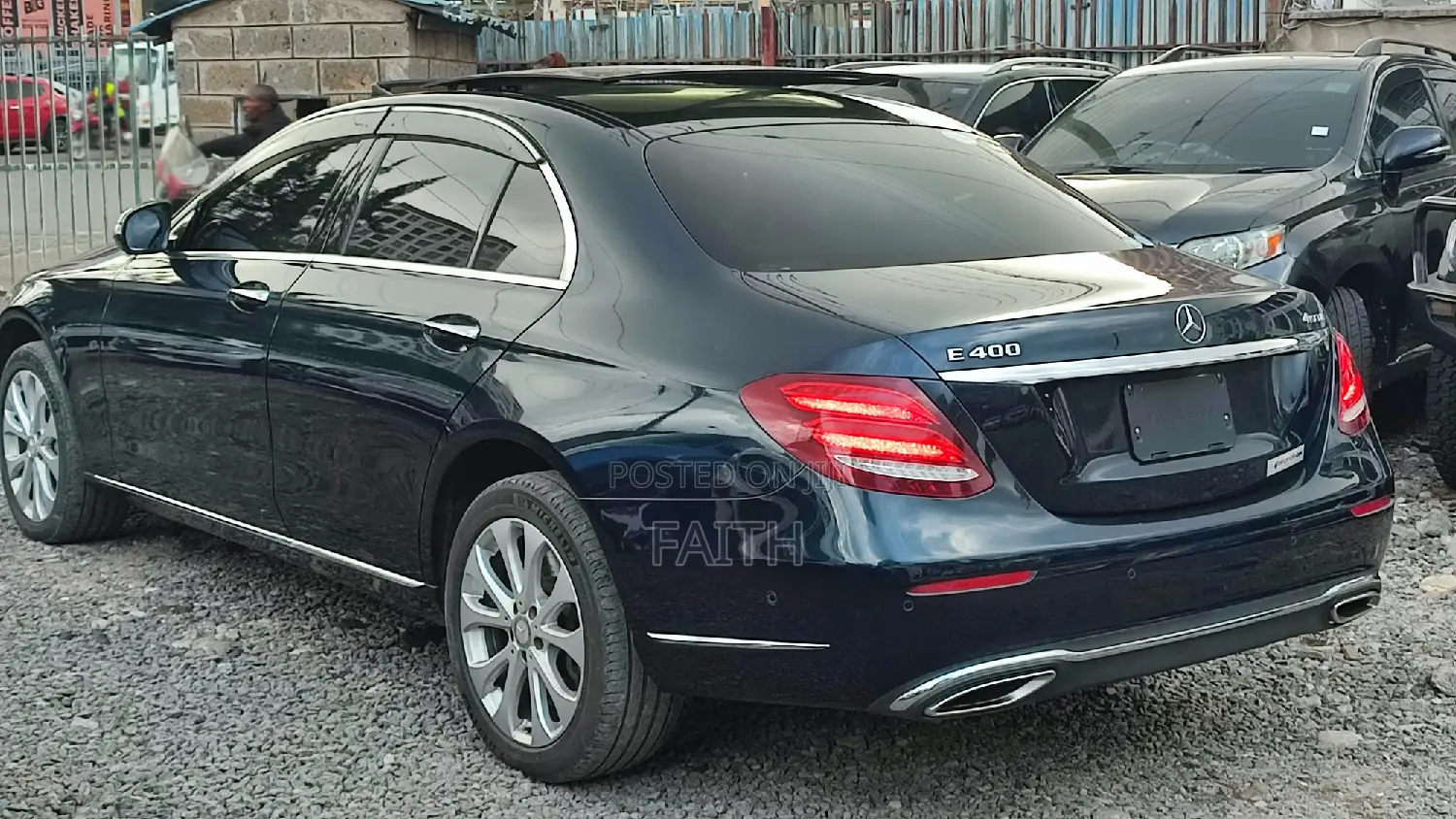 Mercedes-Benz E400 2017 Black