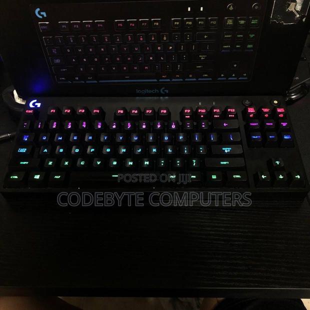 Logitech G Pro Mechanical Gaming Keyboard (Tenkeyless) - thumbnail 2