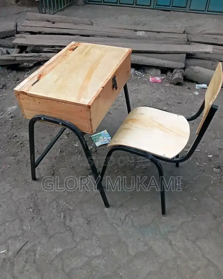 School Lockers N Seat