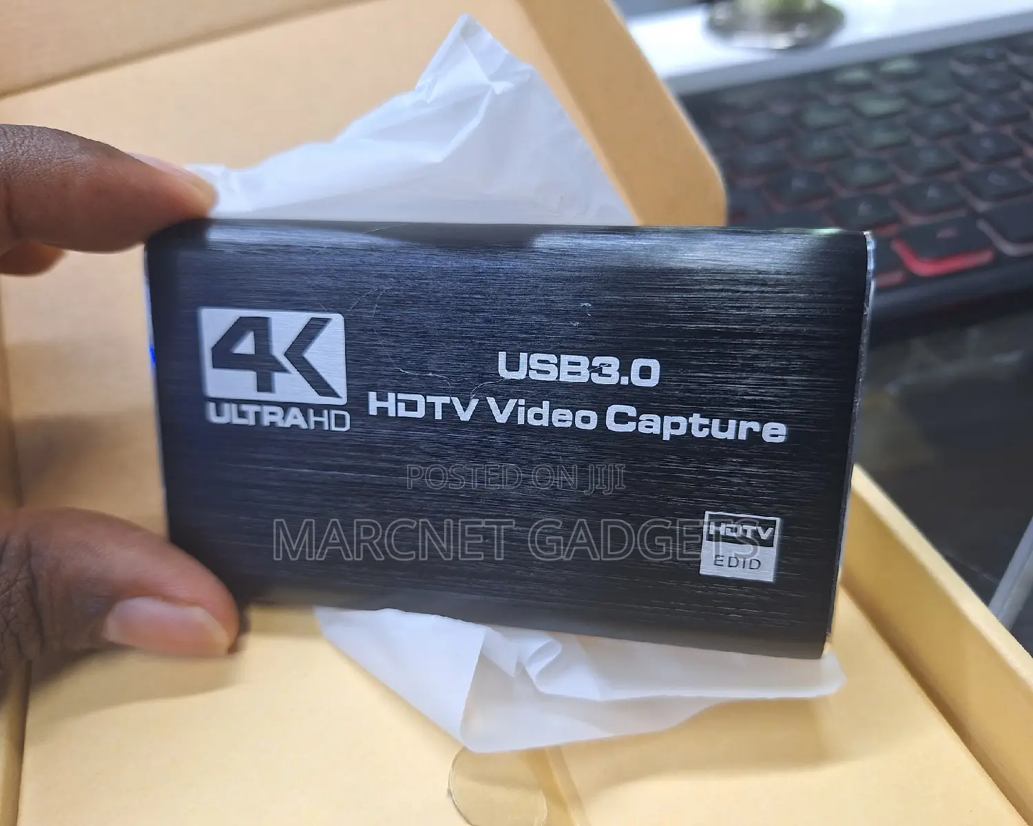 Usb 3.0 Capture Card With Loop Out and Audio Ports