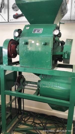 Maize Floor Roller Mill - main view