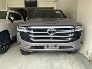 Toyota Land Cruiser 2023 Gray