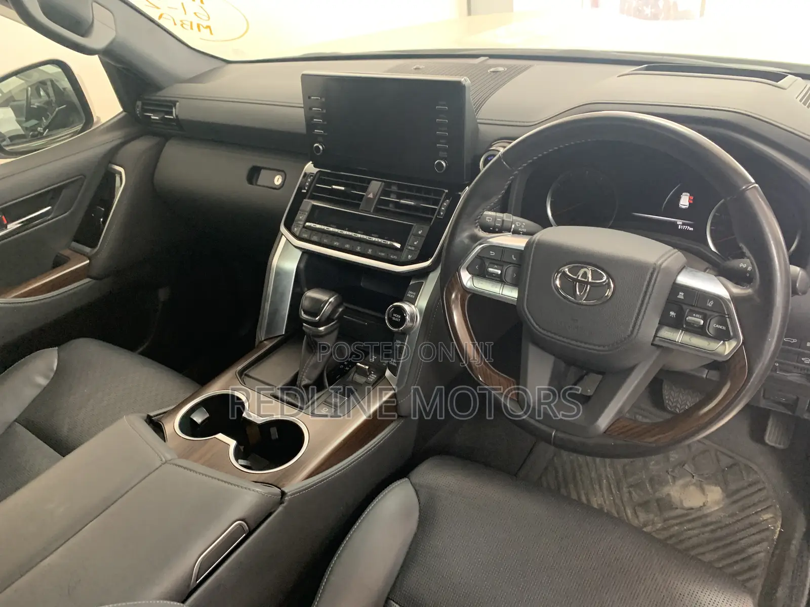 Toyota Land Cruiser 3.5 Petrol 4WD 2021 White