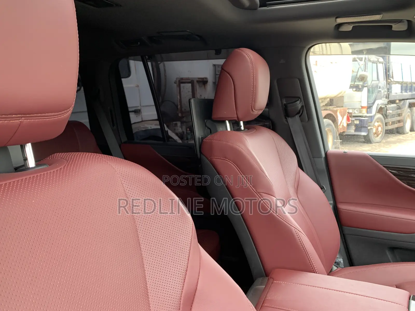 Lexus LX 2022 White