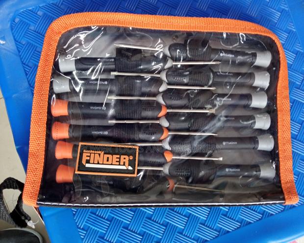 Finder 12pcs Professional Screwdrivers Set