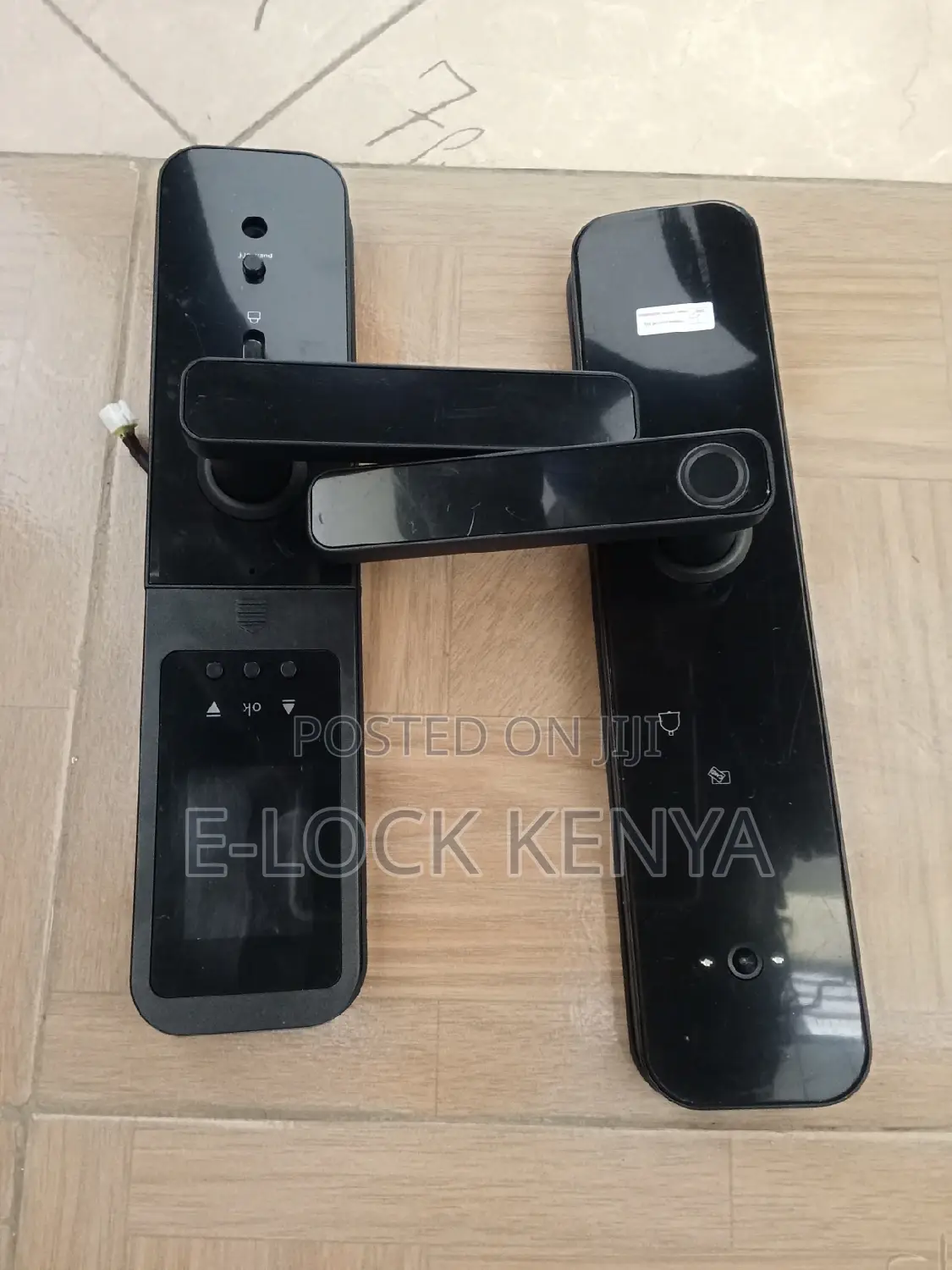 Biometric Precision.Smart Wifi Lock With RFID Access