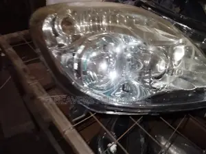 Mazda Verisa Headlight