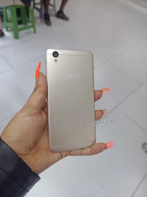 Mobile Phone 16 GB Gold