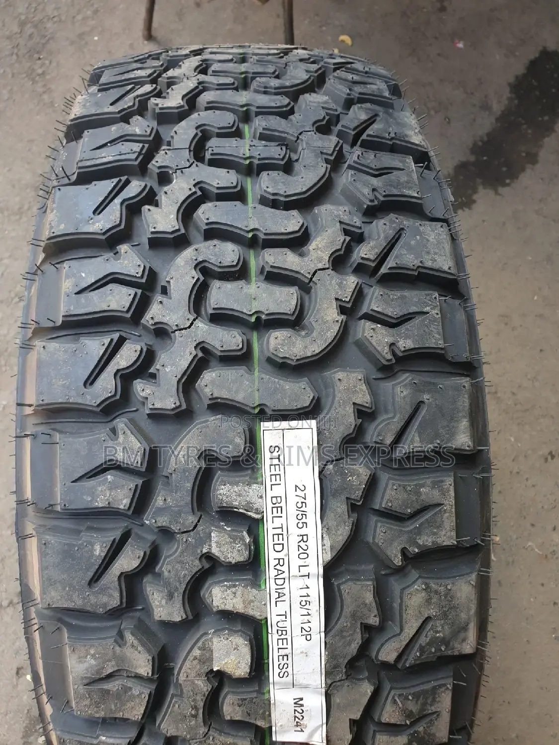 275 /55 R20 Accelera (Indonesia)