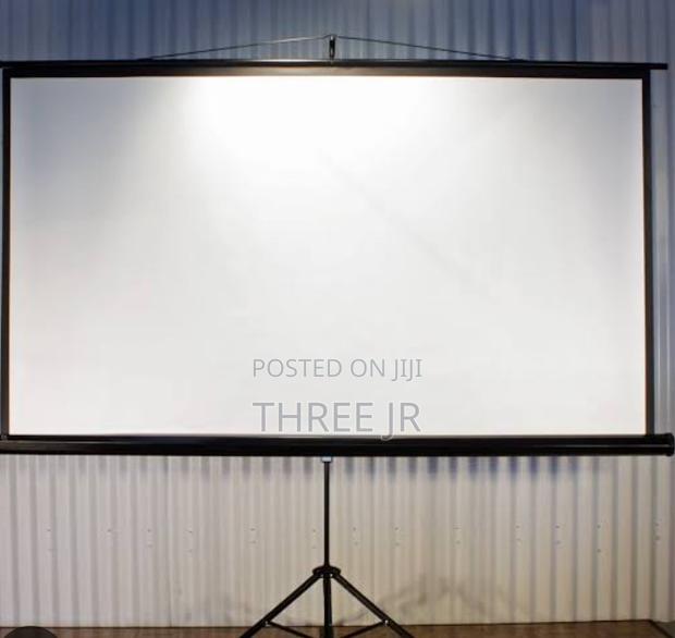 Nice Portable Projection Screen Available for Sale. - thumbnail 2