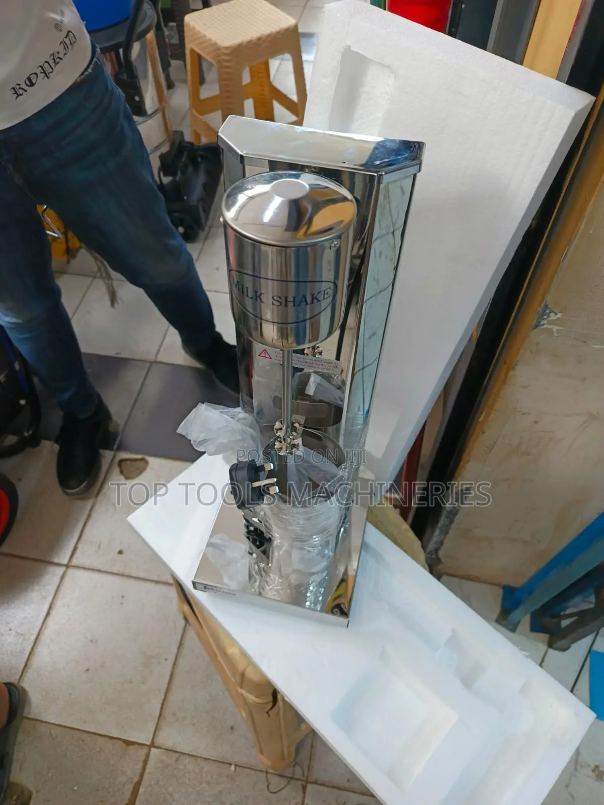 Milk Shaker Machine