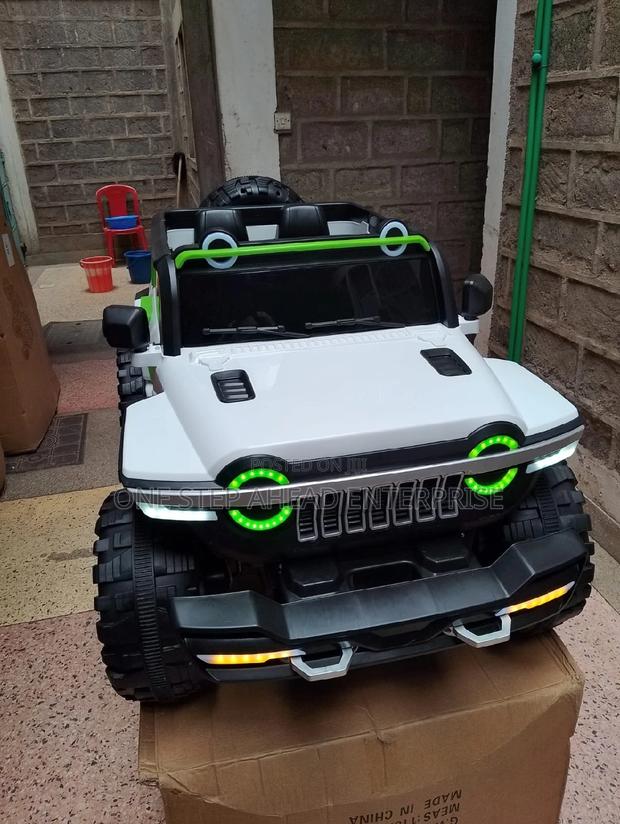 Jeep 4x4 Wrangler With Parental Remote Control