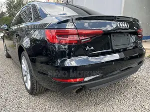 Audi A4 2.0T Premium AWD quattro 2017 Black