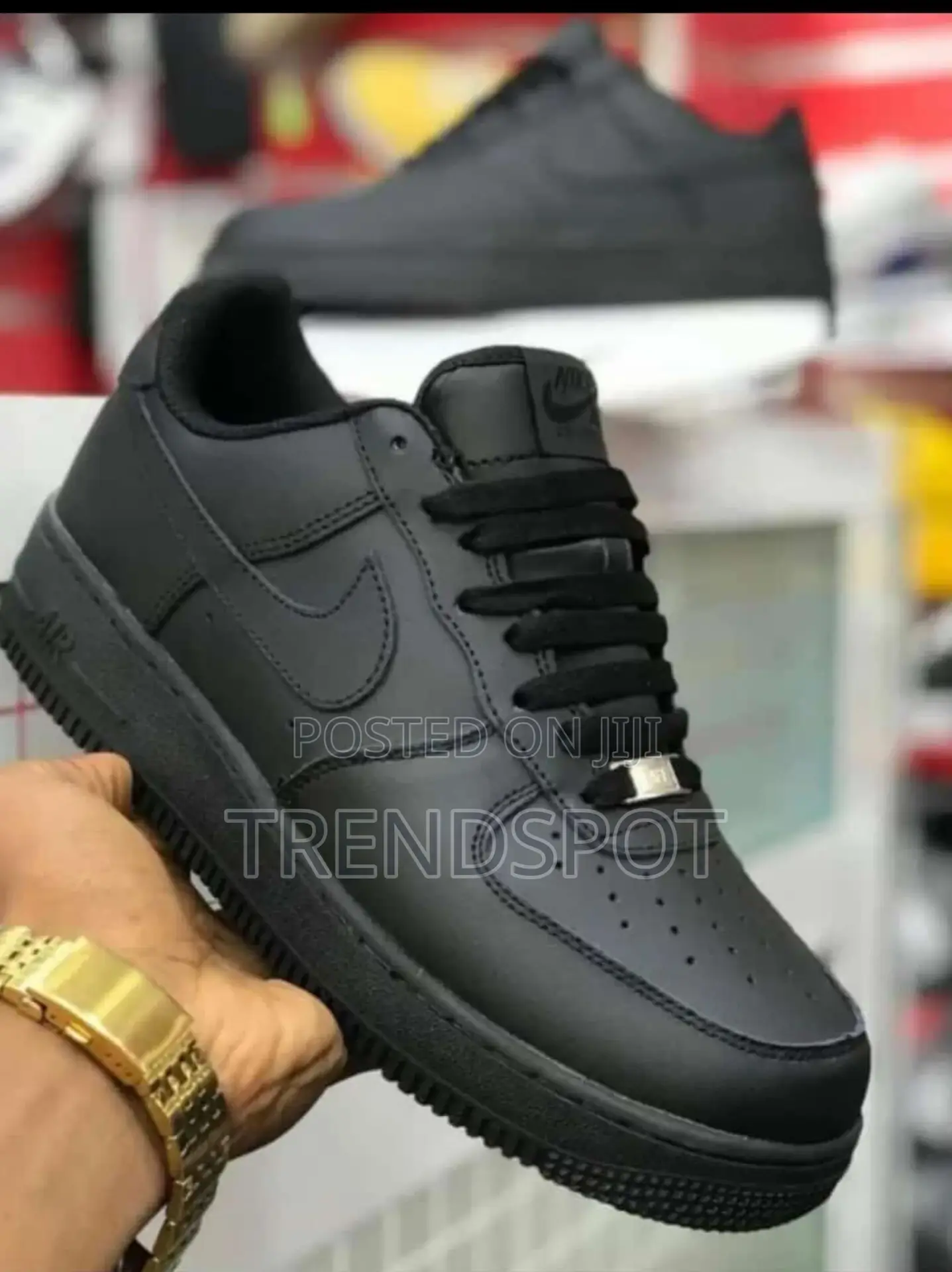 Nike Air Force 1 Black
