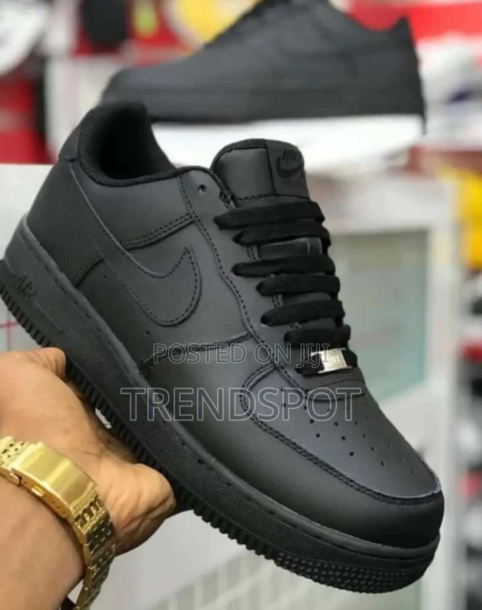 Nike Air Force 1 Black