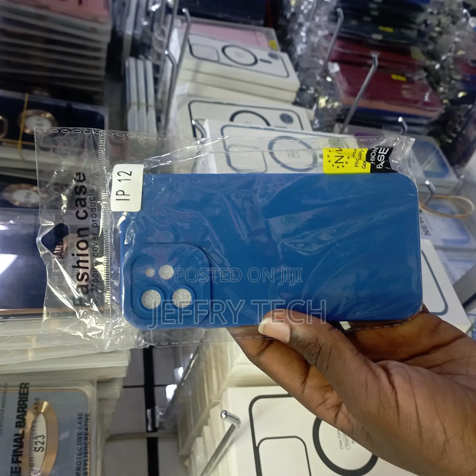 iPhone 12 Pro and iPhone 12 (6.1 Inch} Aqua Blue Color