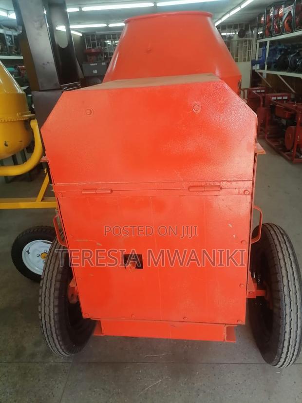 Indian Concrete Mixer/Cast Iron Concrete Mixer. (500ltrs) - thumbnail 3